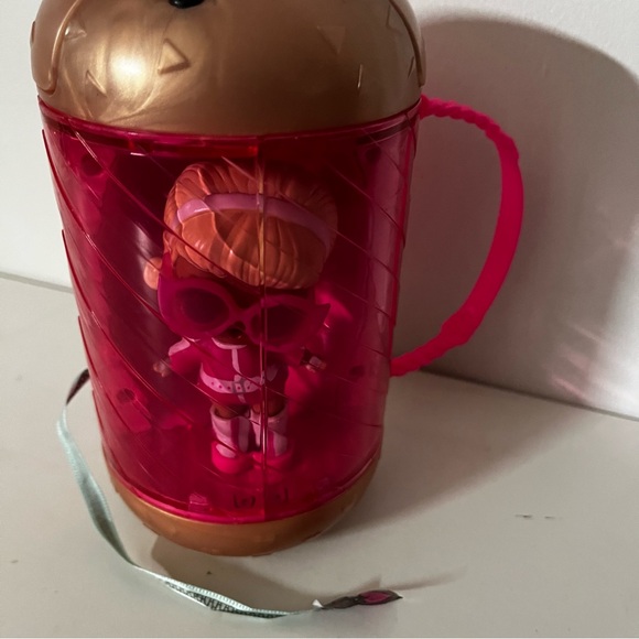 LOL Surprise Under Wraps Eye Spy Series 4 L.O.L. Big Sister Doll - Picture 7 of 8